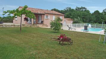 Villa | Bahagian luar