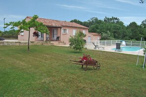 Exterior - Comfortable Villa With Swimming Pool (Saint-Victor-de-Malcap)