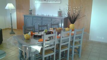 Villa | Tempat makan