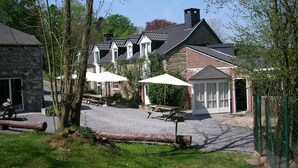 Balcony - Cosy Cottage in Ardennes With a Garden (Ferrieres)