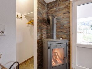 Reception - Enticing Holiday Home in Fischbach With Garden (Waltershausen)