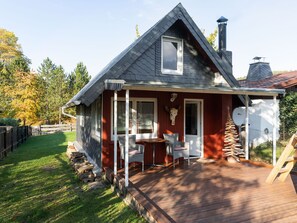 Exterior - Enticing Holiday Home in Fischbach With Garden (Waltershausen)