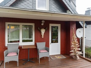Balcony - Enticing Holiday Home in Fischbach With Garden (Waltershausen)