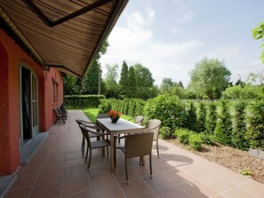 Exterior - Luxurious Holiday Home in Maldegem Near the Forest (Maldegem)
