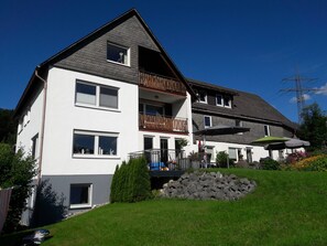Apartment | Exterior - Modern Apartment in Sellinghausen With Terrace (Schmallenberg)