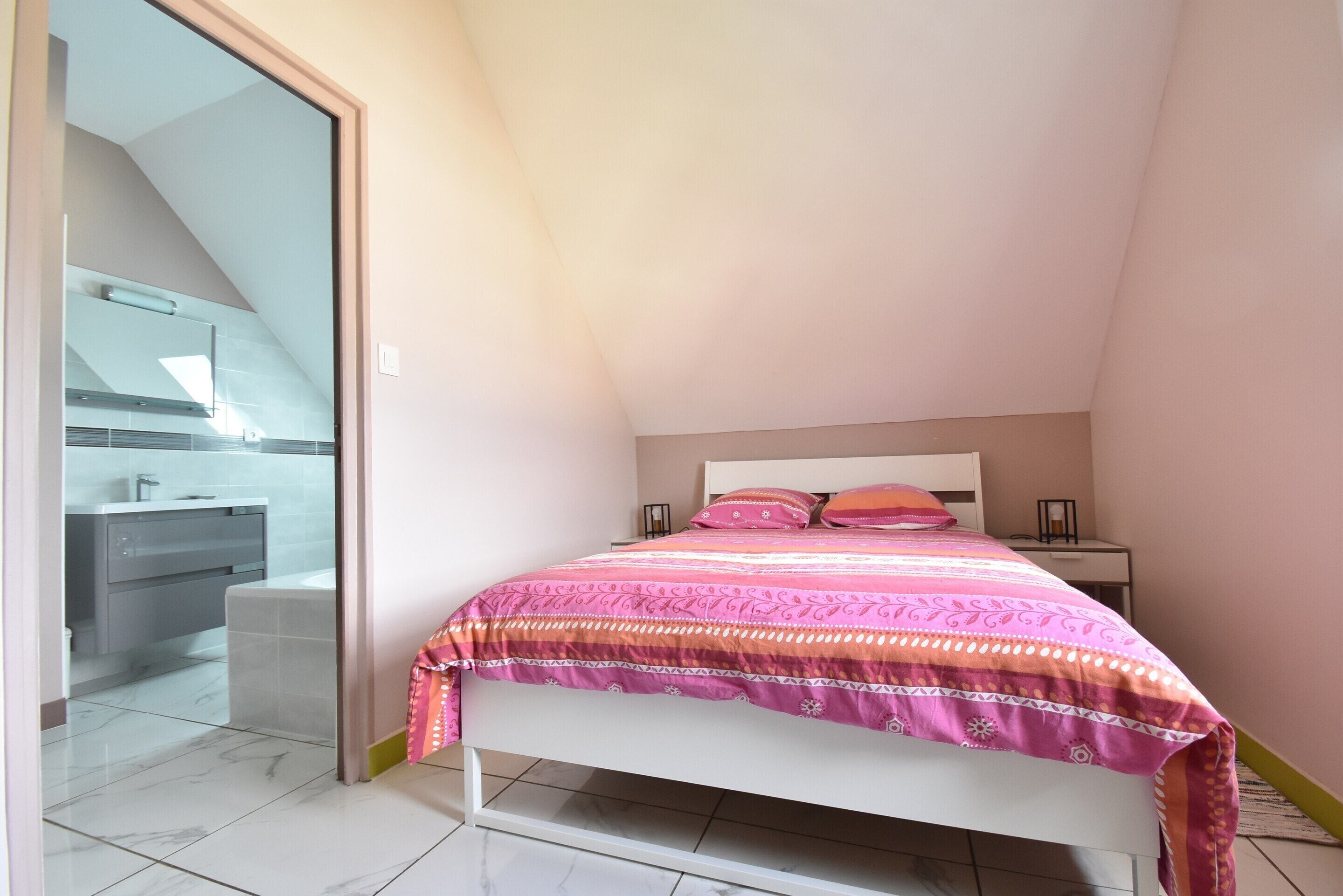 House | 2 bedrooms, bed sheets
