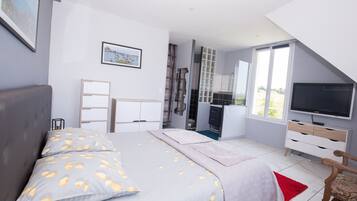 House | 2 bedrooms, bed sheets