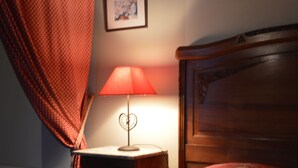 Unclassified image, 4 of 32, button - Cozy Holiday Home Near Forest in Lerné (Lerne)
