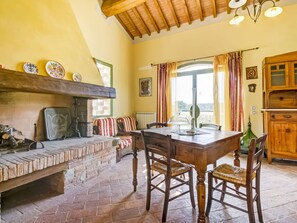 Dining - Belvilla by OYO Lenze (Santa Croce sull'Arno)