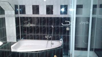 House | Bathroom | Towels