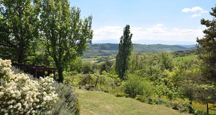 Relaxing Retreat in Bathernay