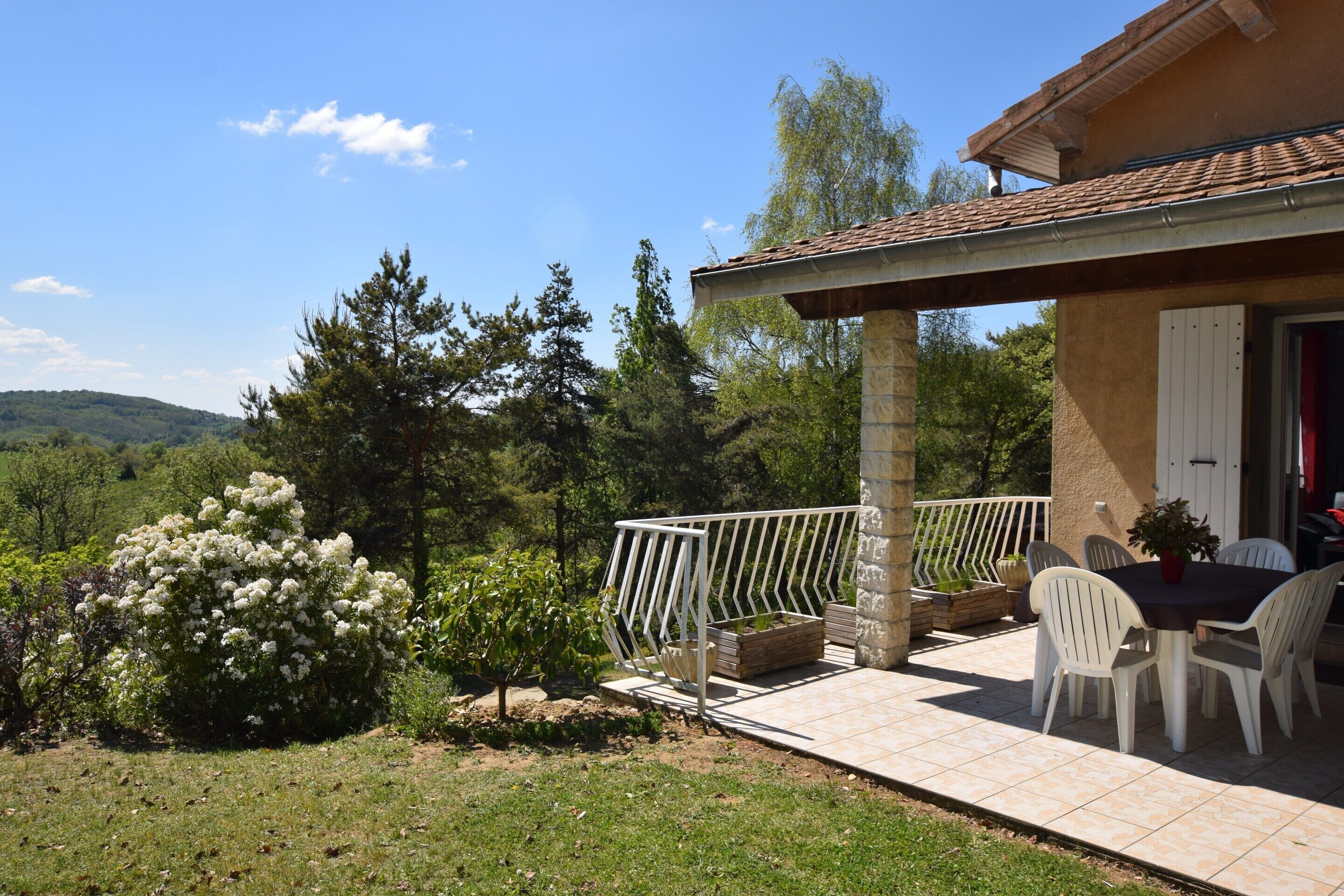 House | Balcony