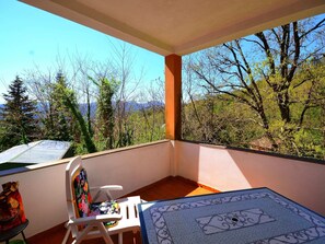 Ferienhaus | Balkon