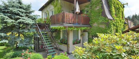 Apartment | Exterior