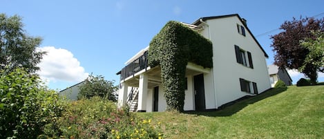House | Exterior