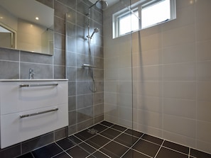 House | Bathroom