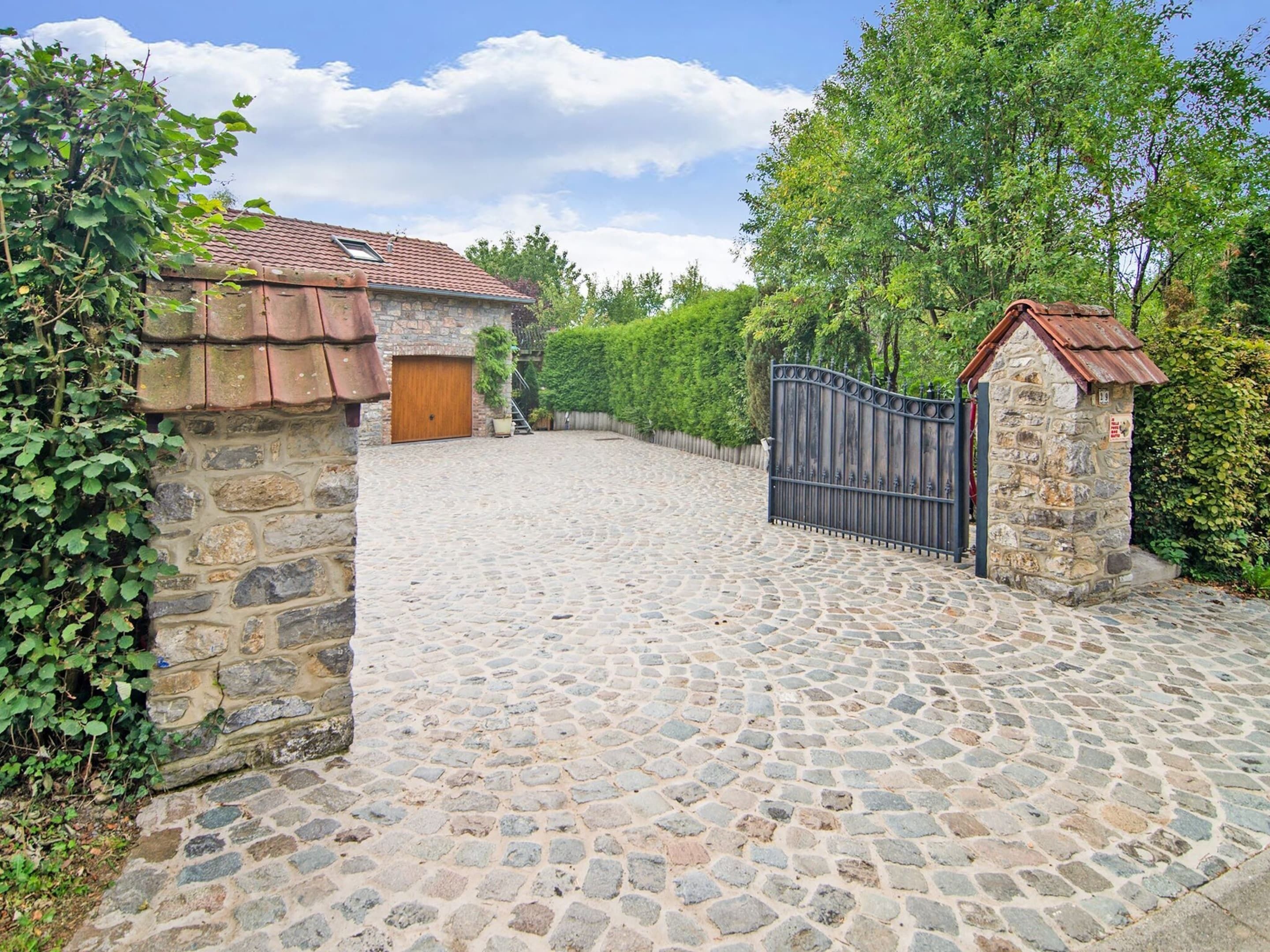 Apartment | Exterior