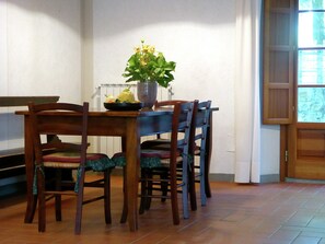 House | Dining - Holiday Home in Montecarelli With Pool (Barberino di Mugello)