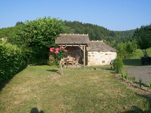 Garden - Calvinet Retreat for Six Guests (Puycapel)