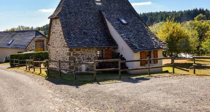 Calvinet Retreat for Six Guests