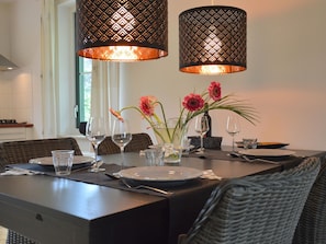 Dining - Detached Cottage With a Thatched Roof, Large Garden, Sallandse Heuvelrug (Heeten)
