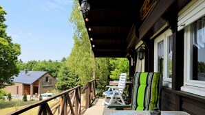 Balcony - Holiday Home in La Roche-en-Ardenne near Forest (La Roche-en-Ardenne)