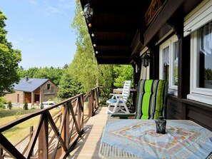 Ferienhaus | Balkon