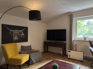 Apartment | Living room - Countryside Stay With Garden (Kirchdorf)