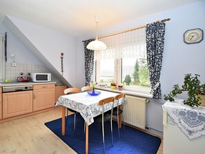 Apartment | Dining