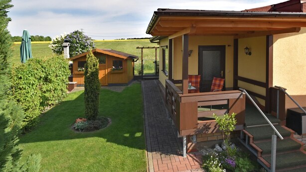 House | Exterior - Cozy Holiday Home in Großbreitenbach near Schwarza Valley (Grossbreitenbach)