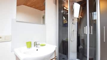 Apartment | Bathroom