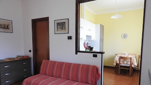 Unclassified image, 5 of 23, button - Cottage near Ticino Riveer & Lake Maggiore (Castelletto Sopra Ticino)