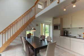 House | Dining - Holiday Home With Private Terrace (Langweer)