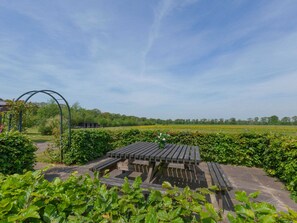Garden - Holiday Home With Private Terrace (Langweer)
