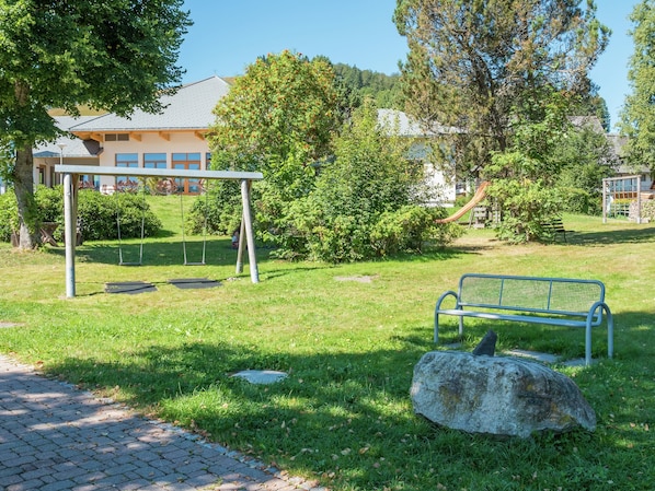 Apartment | Garden