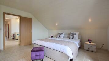 Apartment | 2 bedrooms, individually furnished