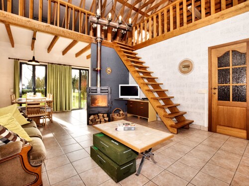 Holiday Home in Peaceful Setting and Large Garden