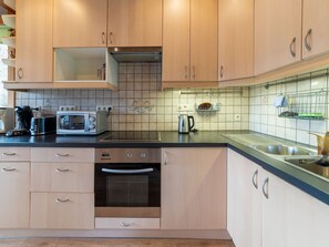 Private kitchen - Pretty Holiday Home near Durbuy & La Roche-en-Ardennes (Erezee)