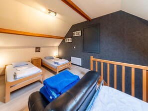 Villa | 2 bedrooms, individually furnished, bed sheets - Pretty Holiday Home near Durbuy & La Roche-en-Ardennes (Erezee)