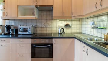 Villa | Private kitchen | Highchair