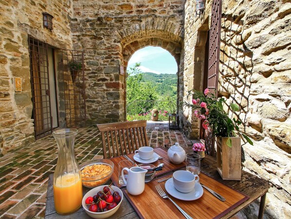 House | Dining
