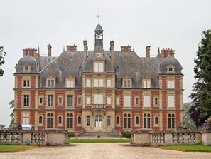 Unclassified image, 3 of 29, button - Luxurious Holiday Home in Ocquerre With Swimming Pool (Ocquerre)