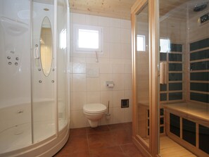 Bathroom - Combination of two Beautiful Chalets in Hohentauern With Sauna (Hohentauern)