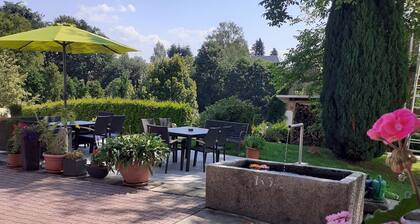 Cozy Apartment near Forest in Lichtenhain