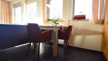 House | Dining