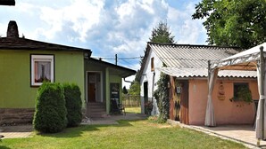 Unclassified image, 3 of 16, button - Cozy Holiday Home in Schwarzbach Thuringia With Garden (Auengrund)