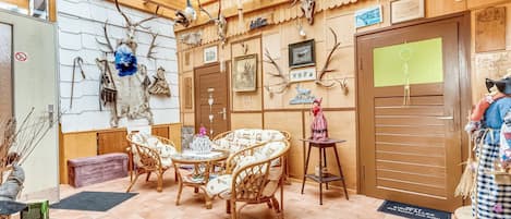 Apartment | Dining