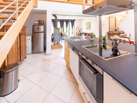 House | Private kitchen | Highchair