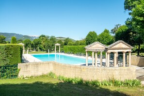 Pool - Villa in Grimaud Near Tennis Court & Pool (Montbrun-les-Bains)