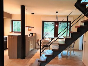 House | Dining